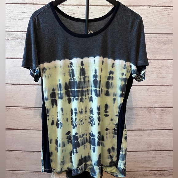Brisas Tops - BRISAS Tie-Dye Tee  XL Lightweight Summer Office Unique Business Casual Spring